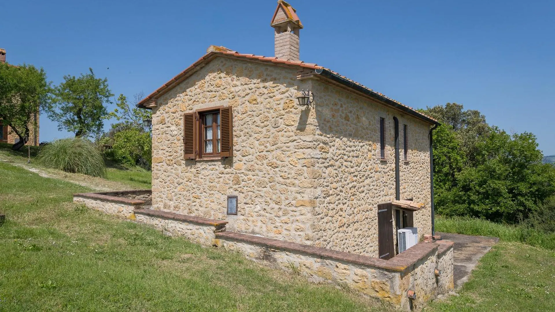 Santa Lina - Alloro Pomarance 0*,  Italy